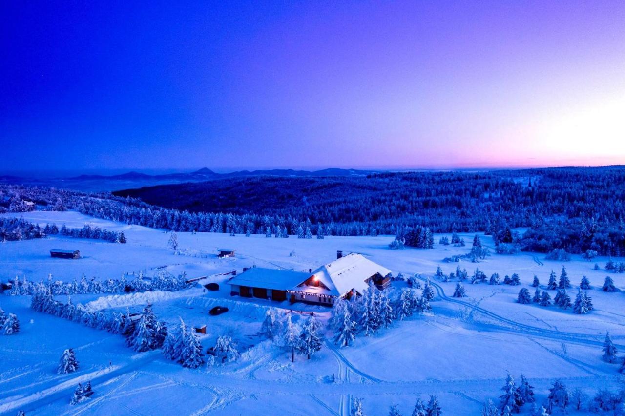 Hotel Krusnohorsky Dvur Cínovec المظهر الخارجي الصورة