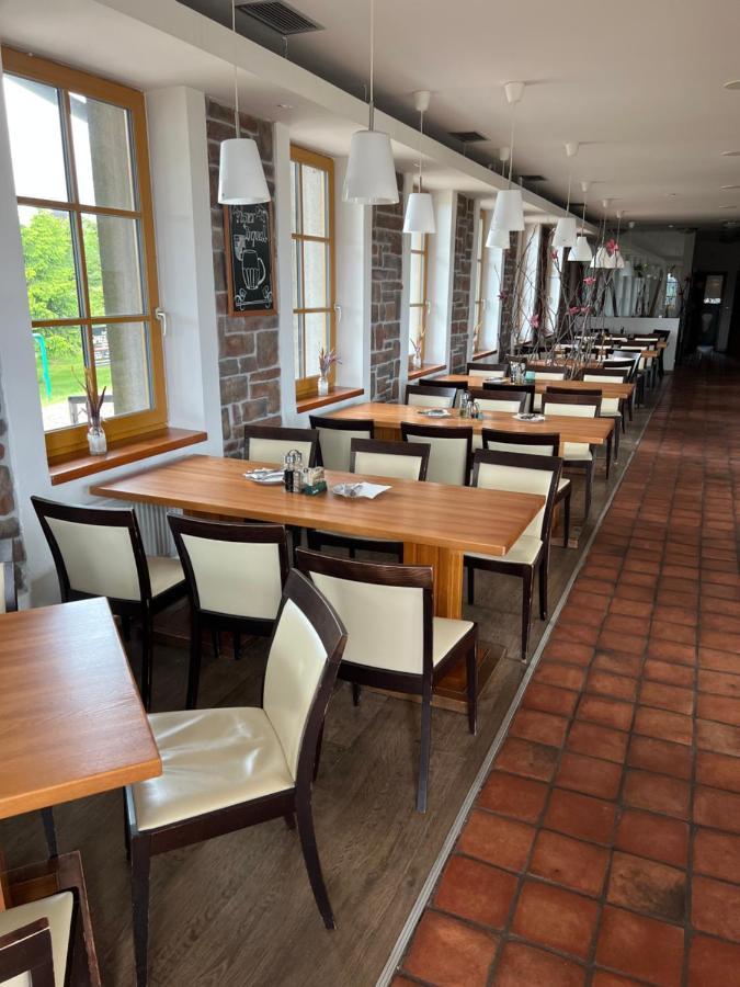 Hotel Krusnohorsky Dvur Cínovec المظهر الخارجي الصورة