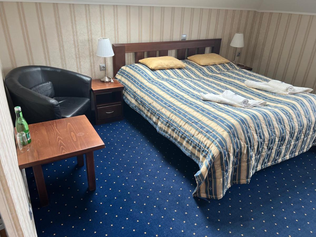 Hotel Krusnohorsky Dvur Cínovec المظهر الخارجي الصورة