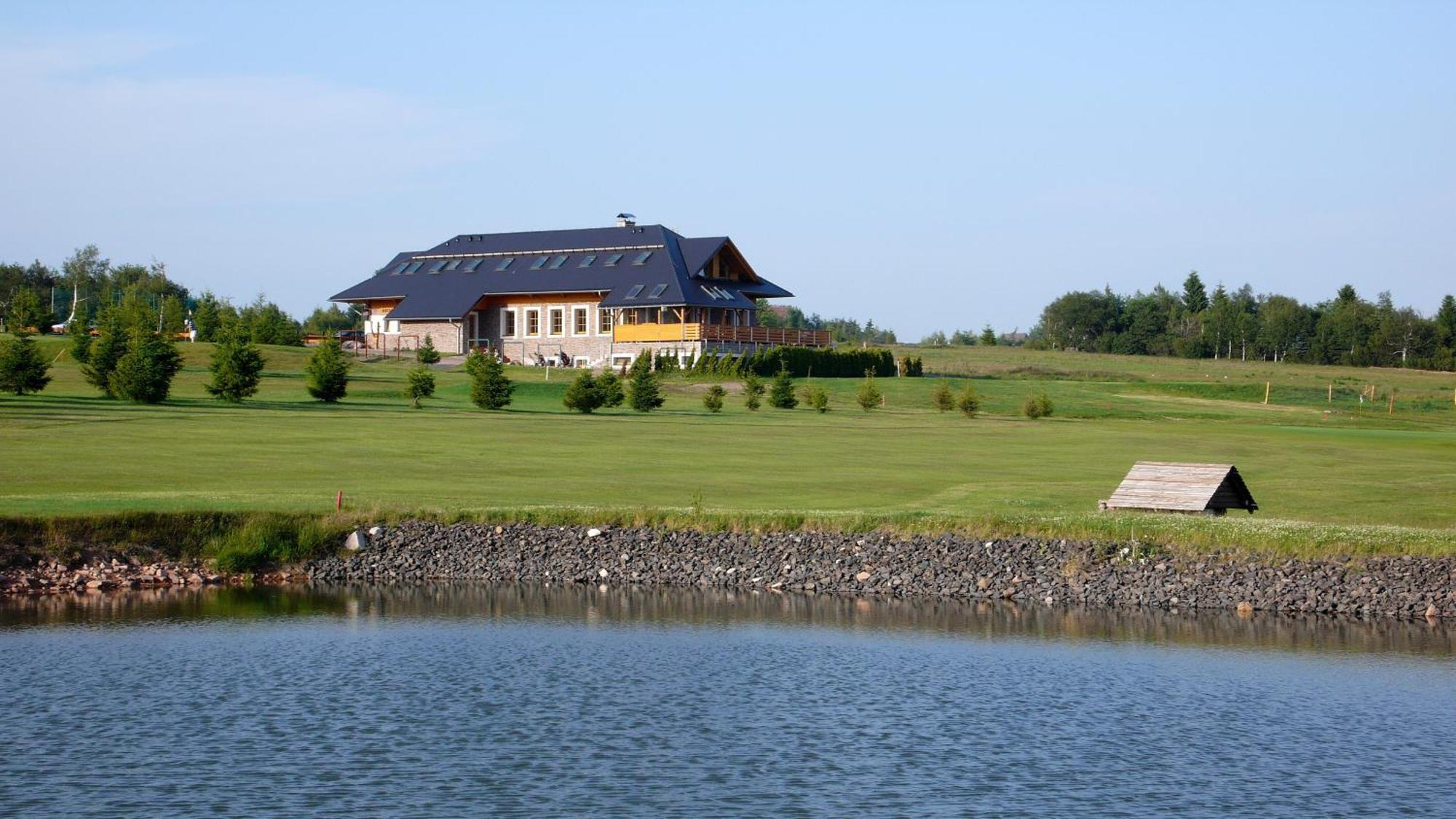 Hotel Krusnohorsky Dvur Cínovec المظهر الخارجي الصورة