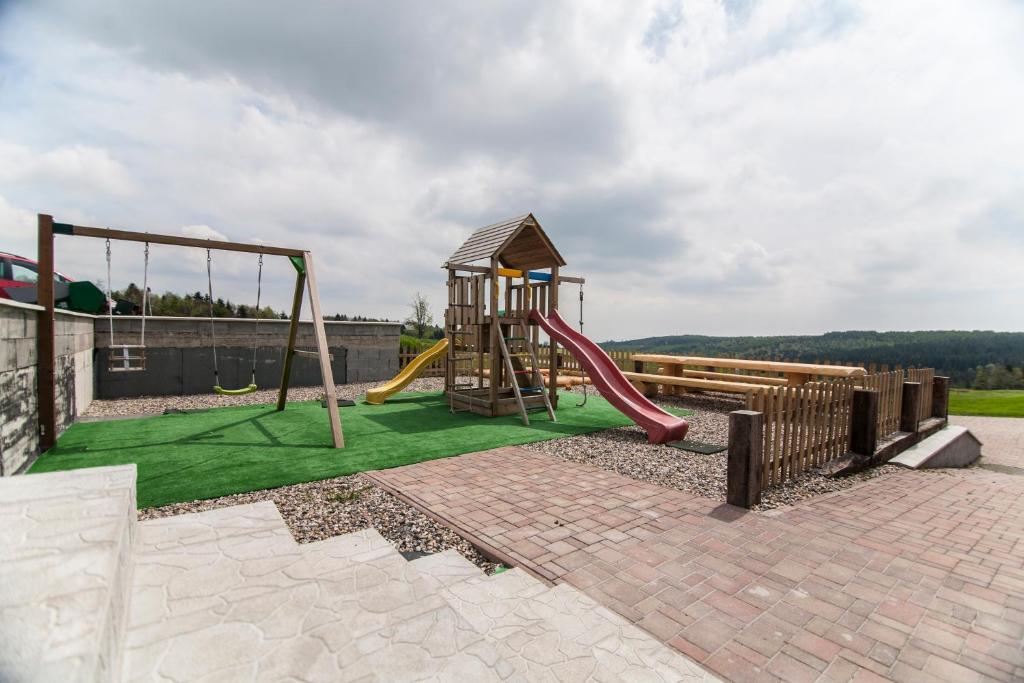 Hotel Krusnohorsky Dvur Cínovec المظهر الخارجي الصورة