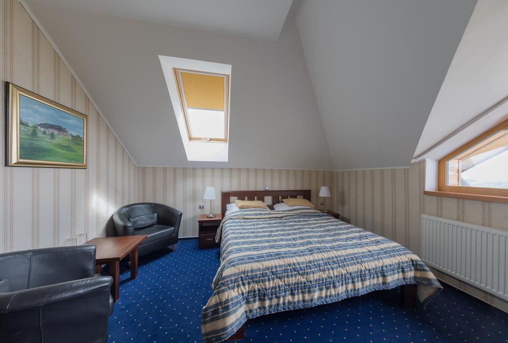 Hotel Krusnohorsky Dvur Cínovec المظهر الخارجي الصورة