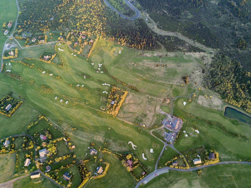 Hotel Krusnohorsky Dvur Cínovec المظهر الخارجي الصورة